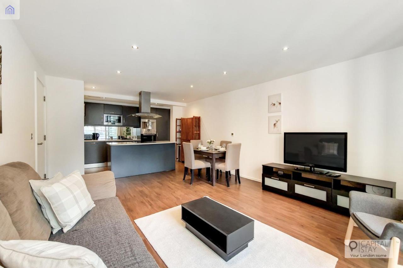 Fully Serviced Two Bed Apartment By Excel & O2 Лондон Екстериор снимка